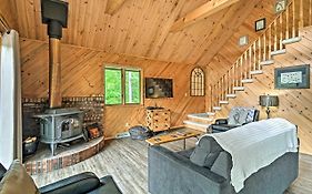 Riverfront Traverse City Cabin Fish, Kayak And Tube